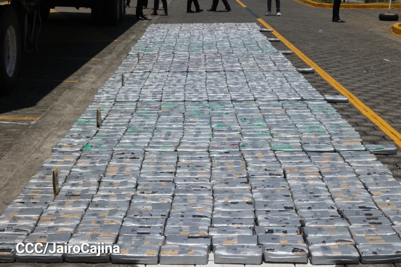 Polic&iacute;a-Nacional-2