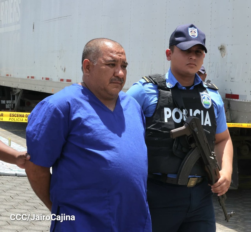 Polic&iacute;a-Nacional-3
