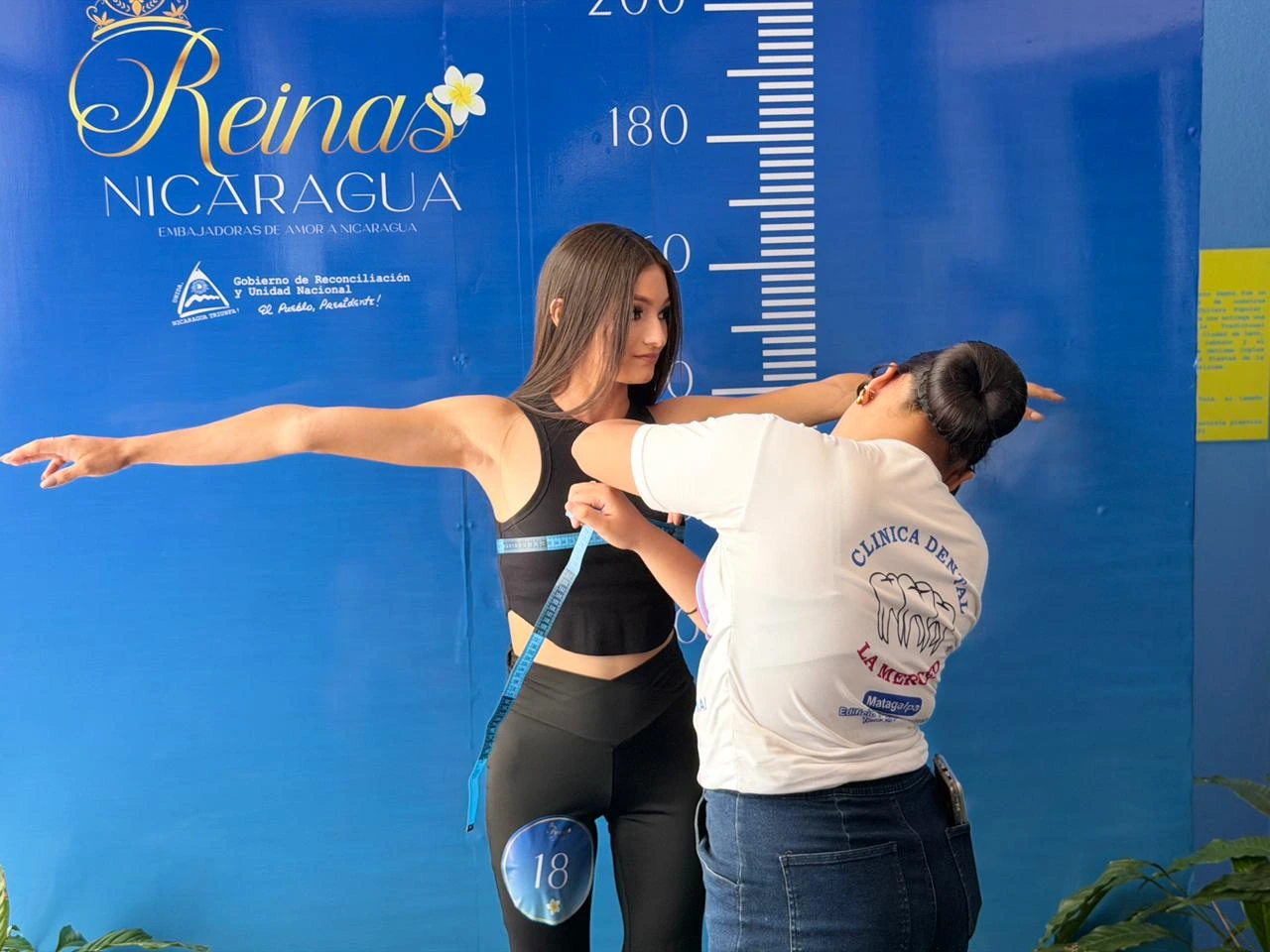 REINAS18