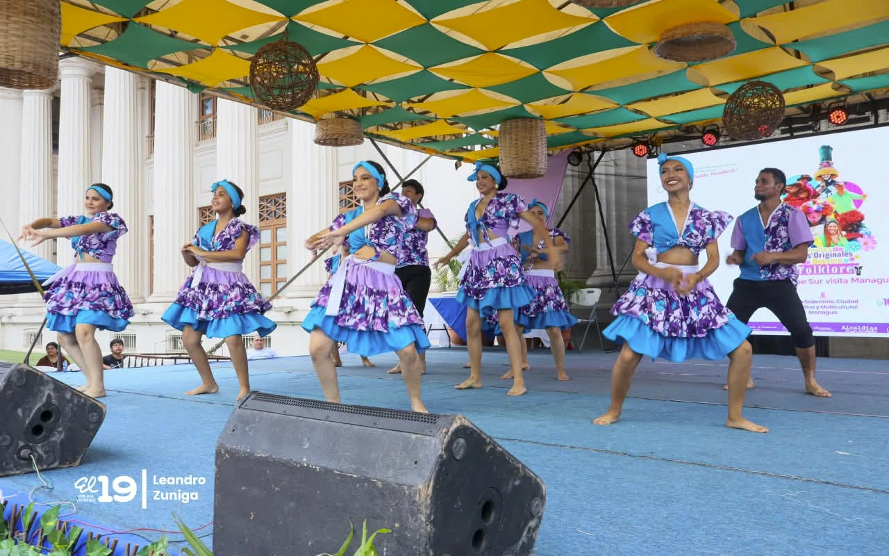 BAILES-(11)