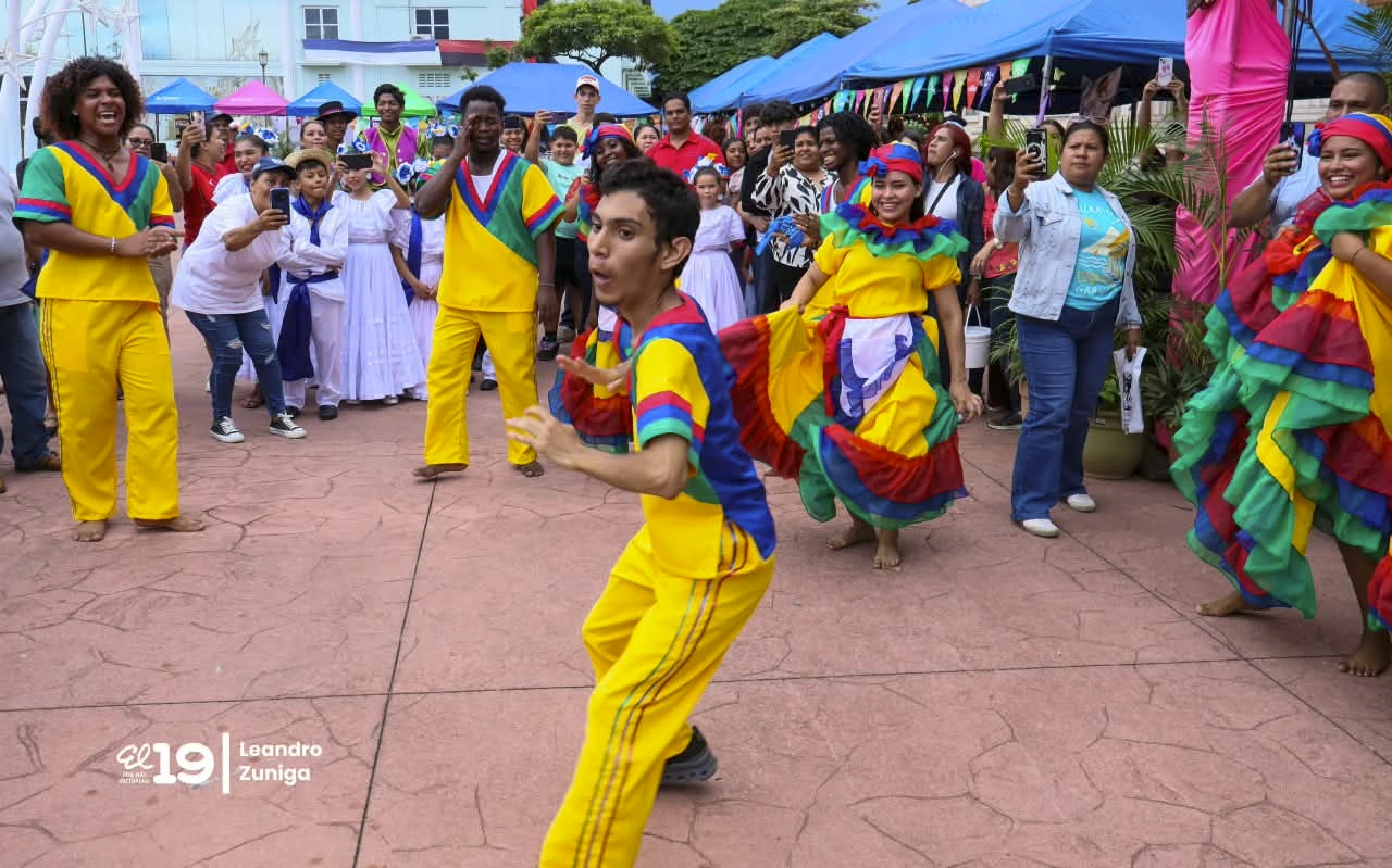 BAILES-(26)