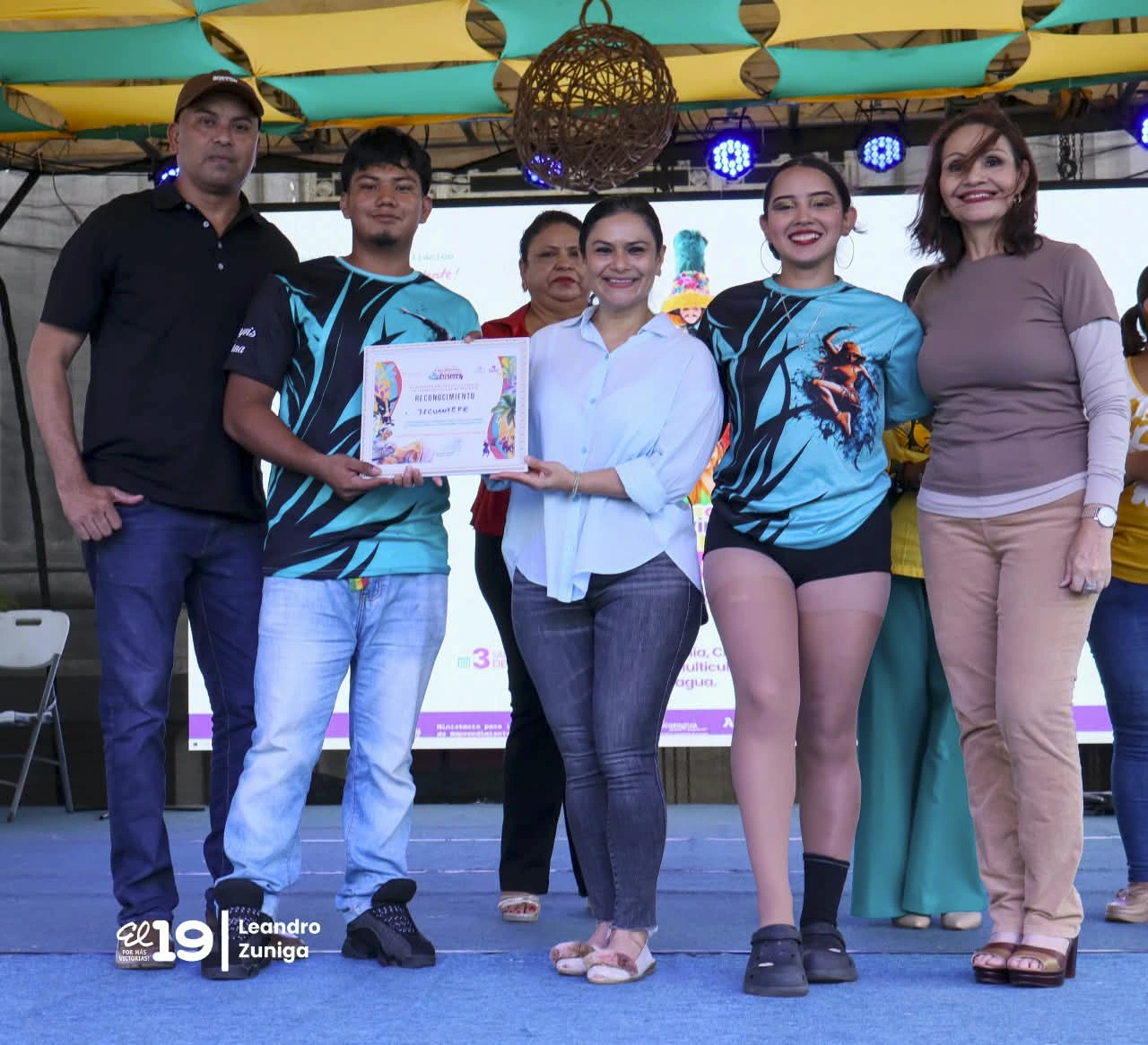 BAILES-(34)