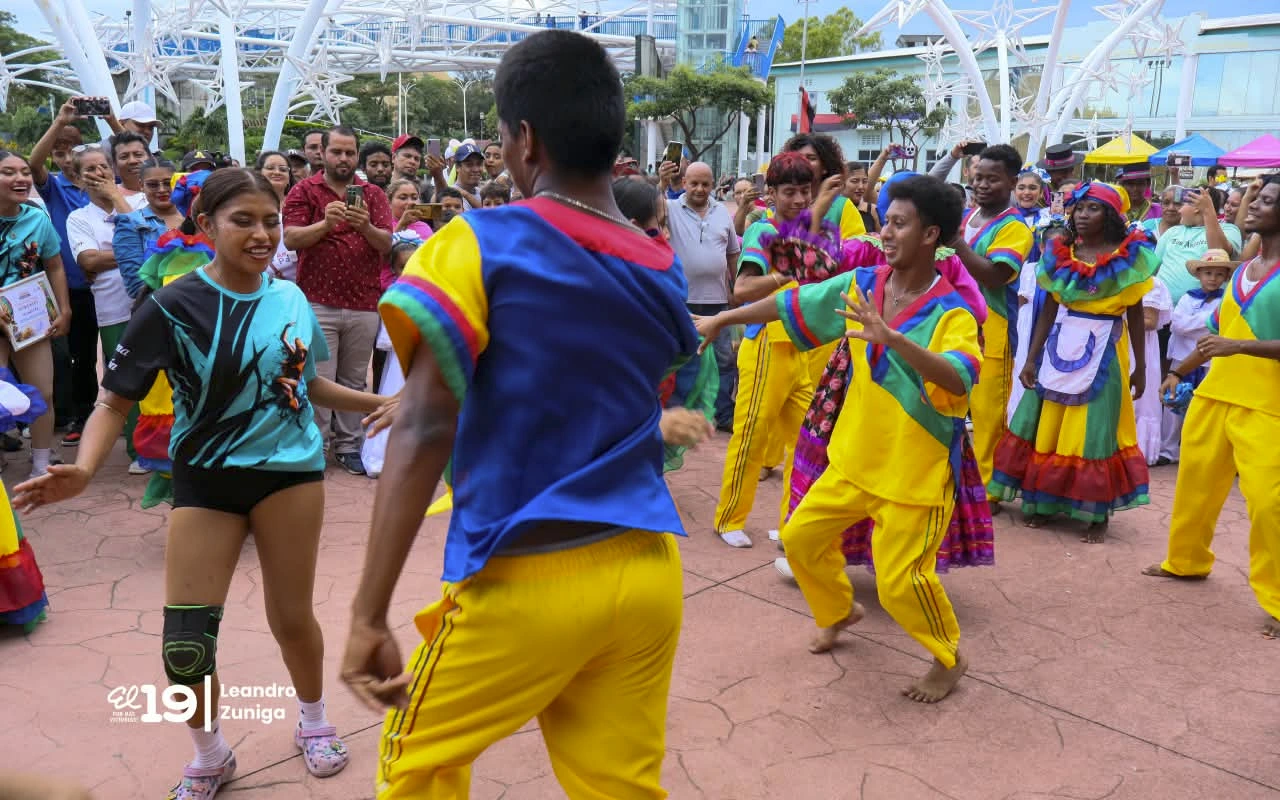 BAILES-(39)