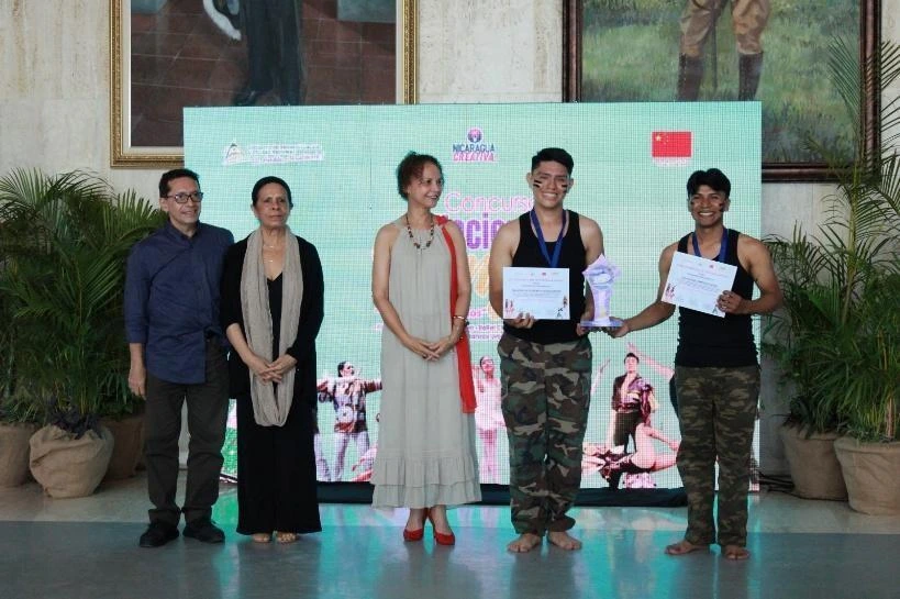 PREMIOS11