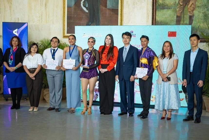 PREMIOS15