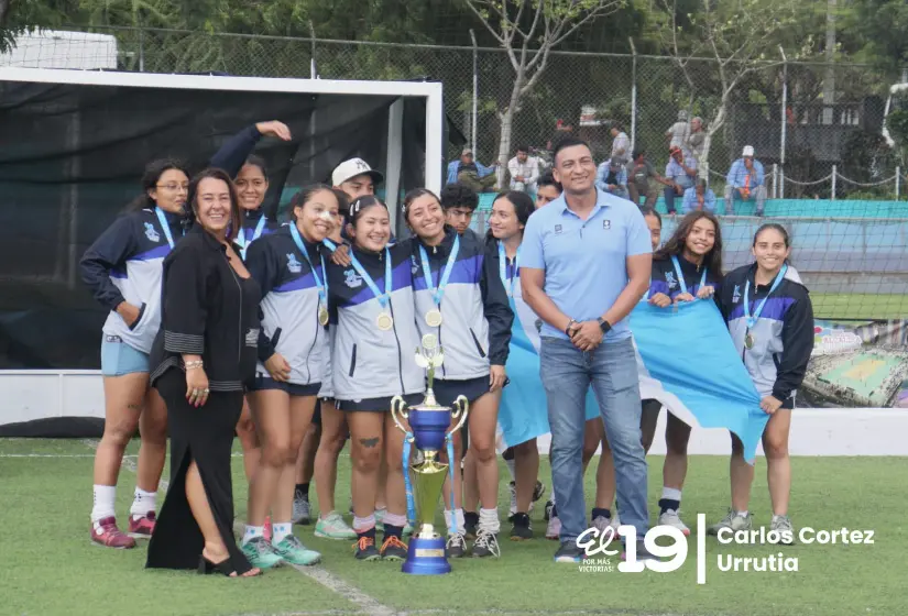 HOCKEY-(6)