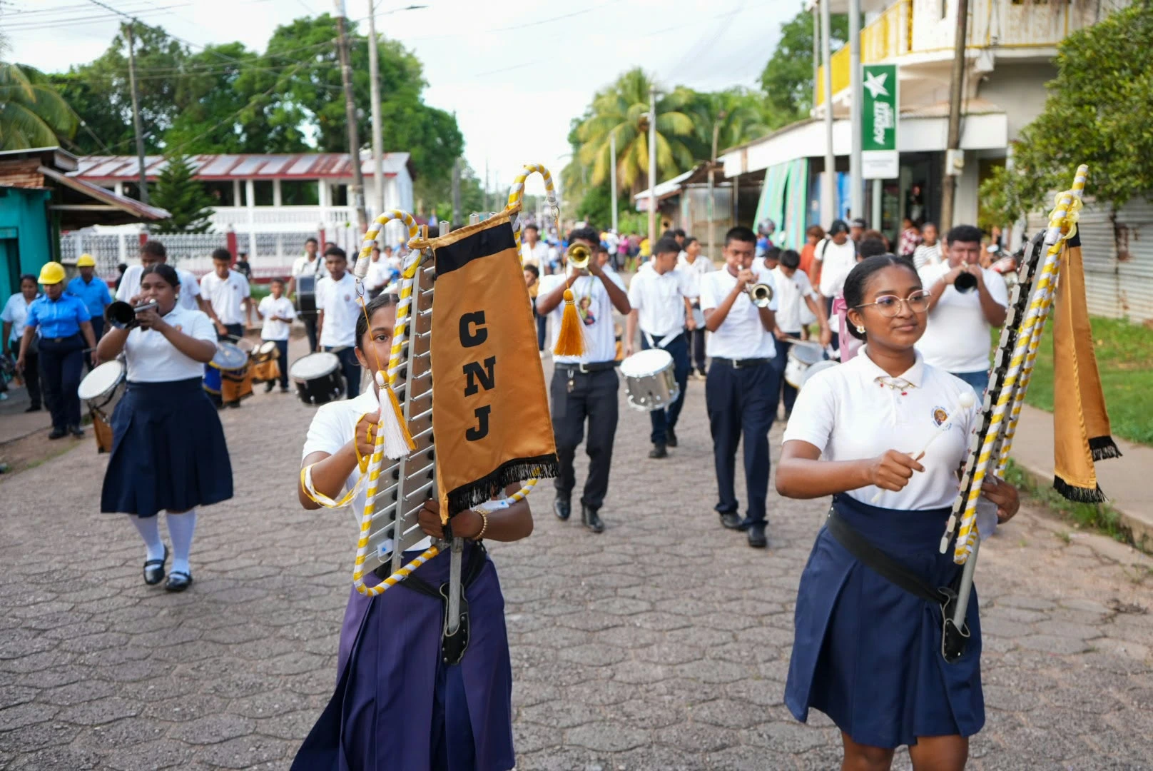 BANDAS17