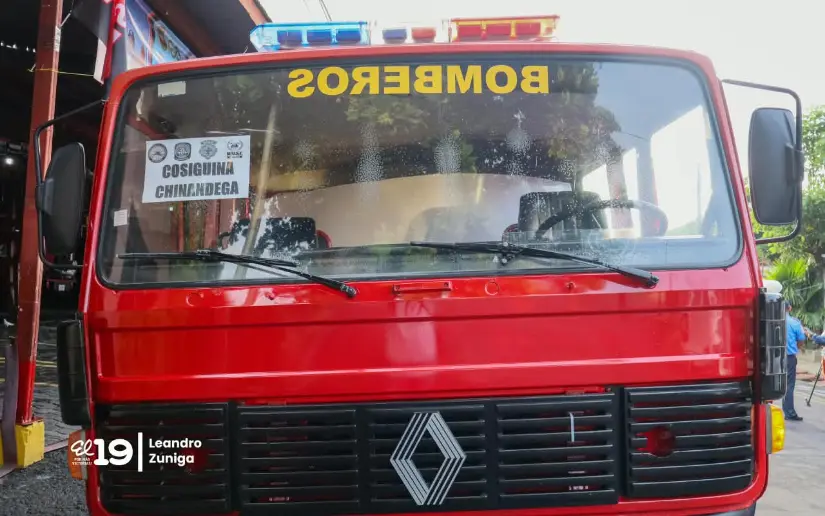 BOMBEROS--(7)
