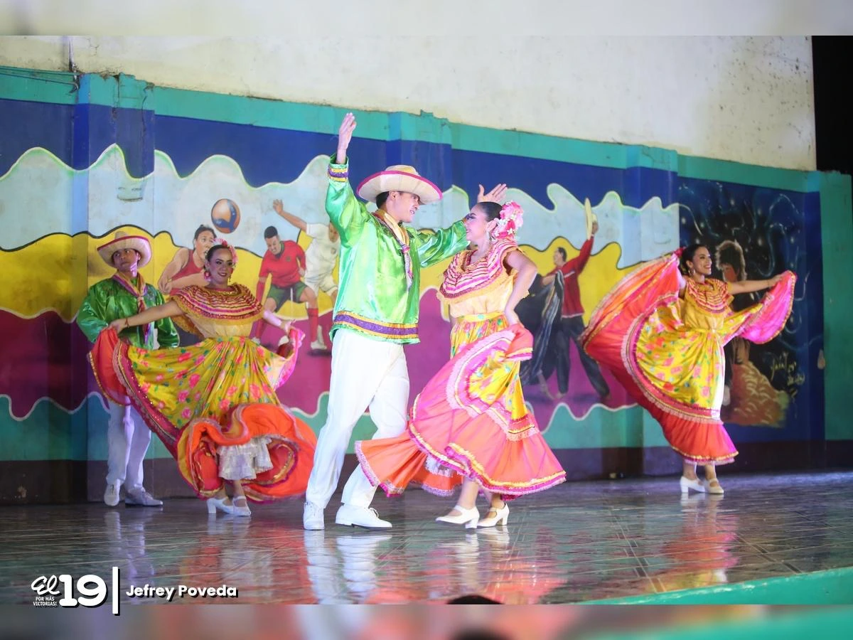 BAILE-(6)