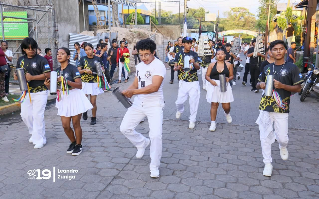 BANDAS-(39)
