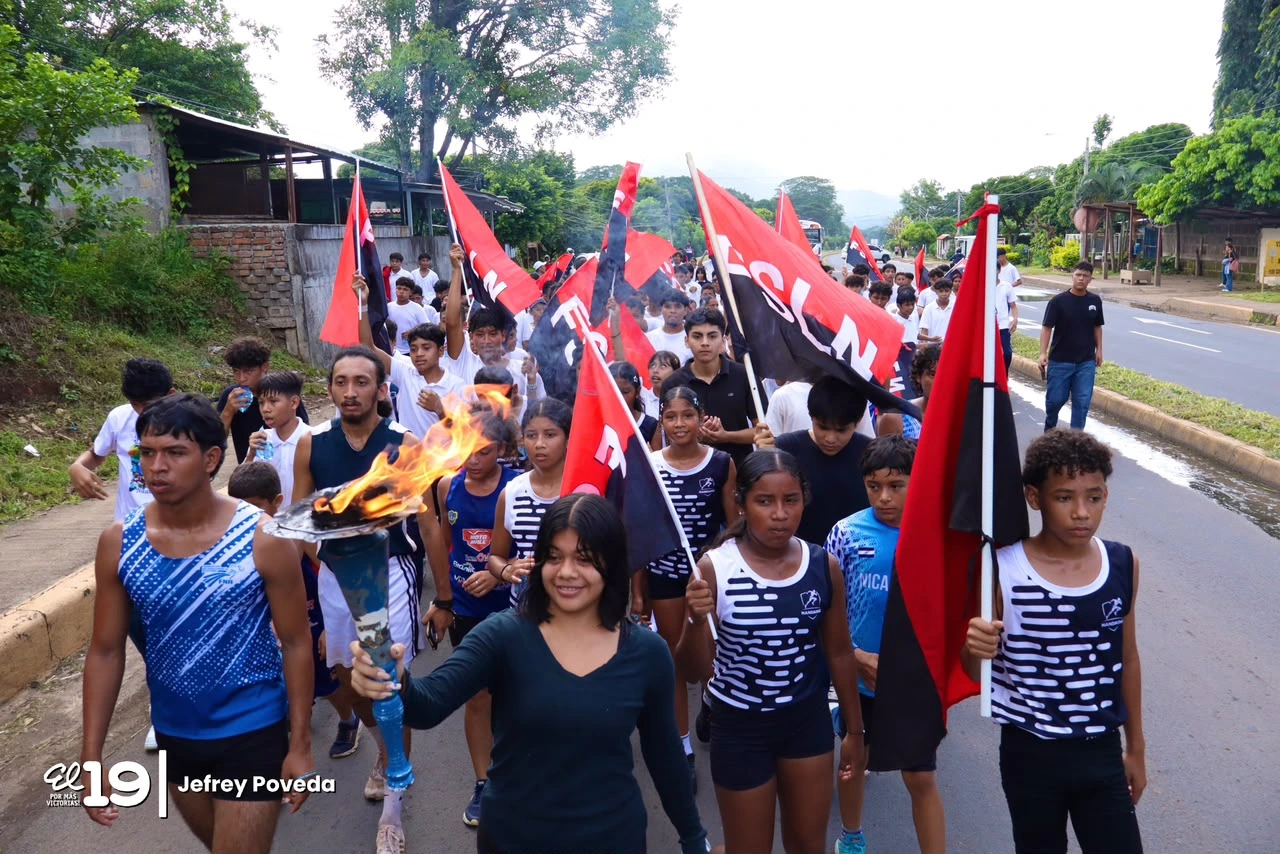 JUVENTUD-(19)