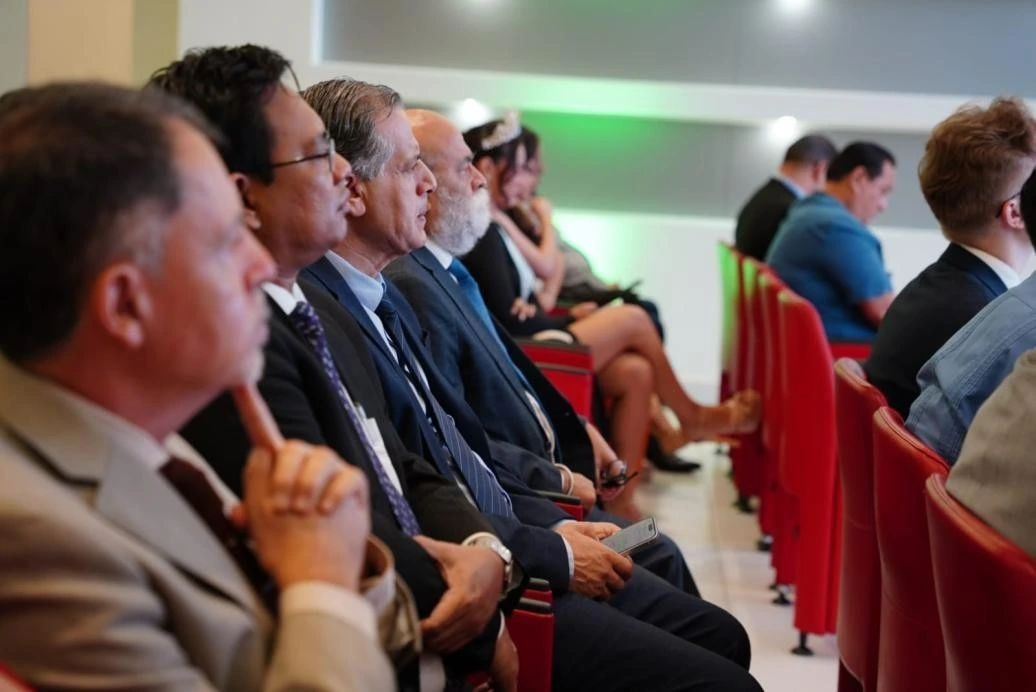 CONGRESO6_6_11zon