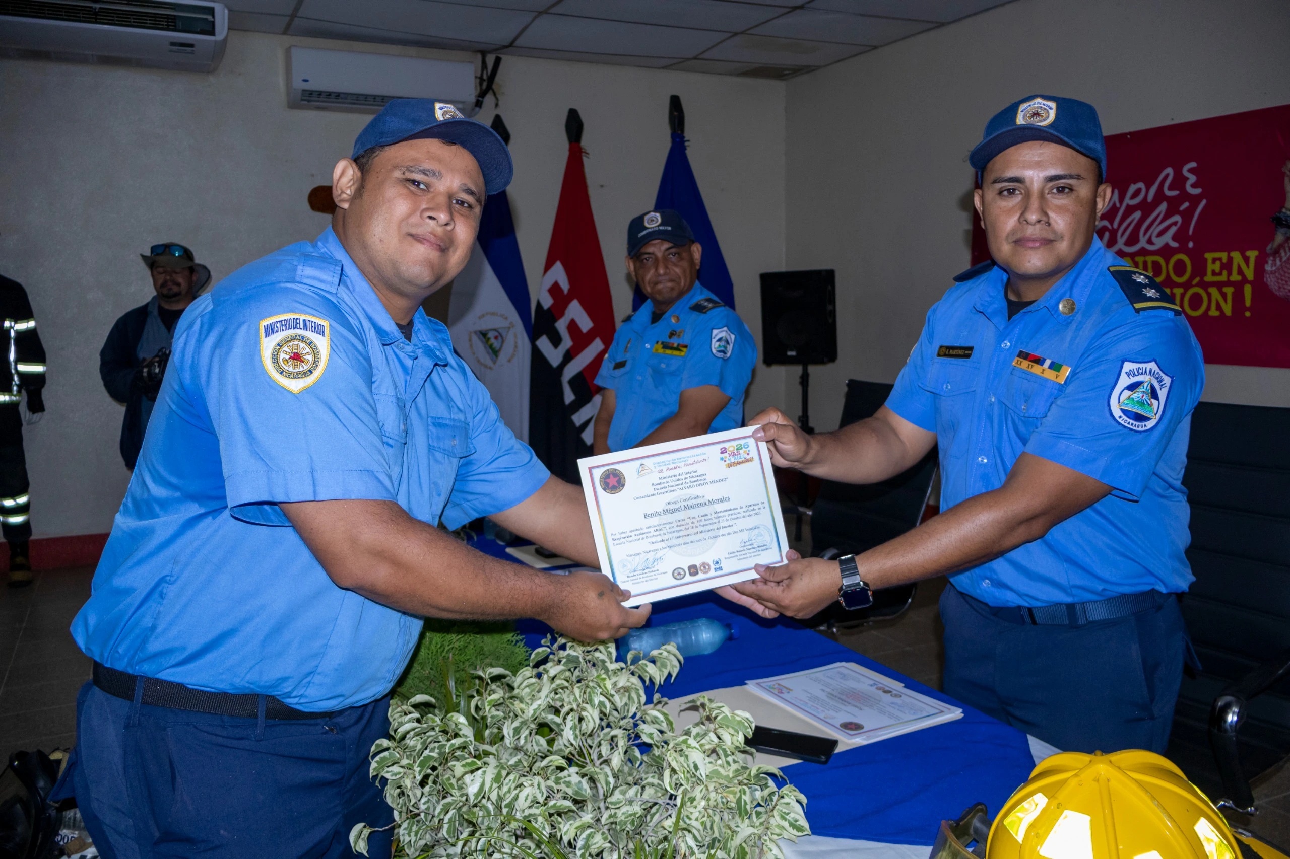 BOMBEROS17_16_11zon