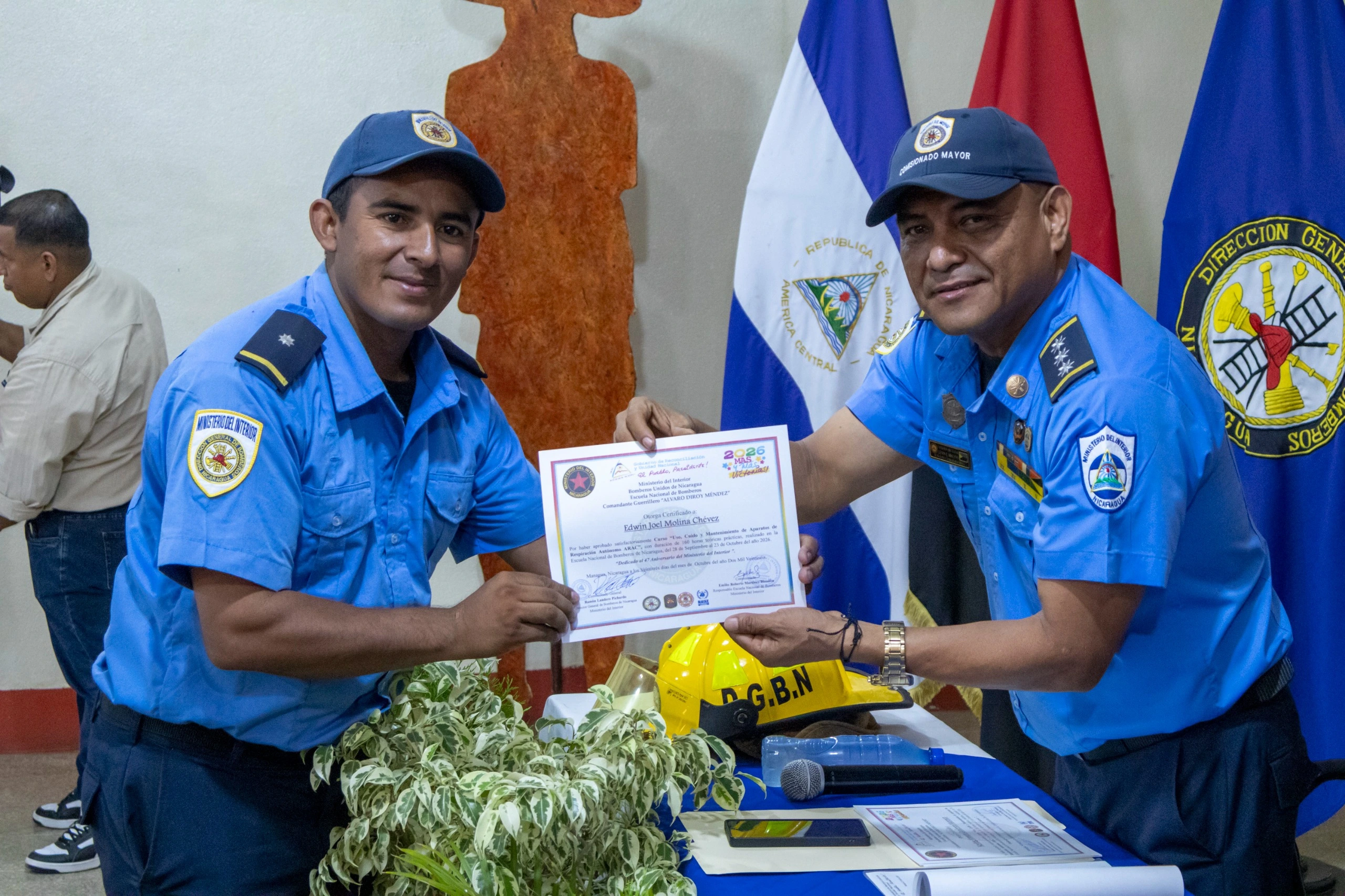 BOMBEROS8_8_11zon