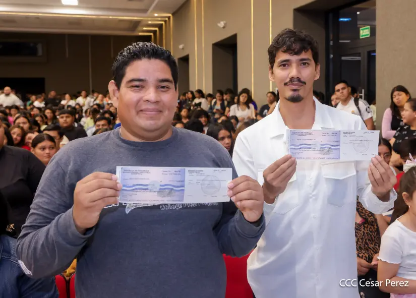 BECAS--(20)