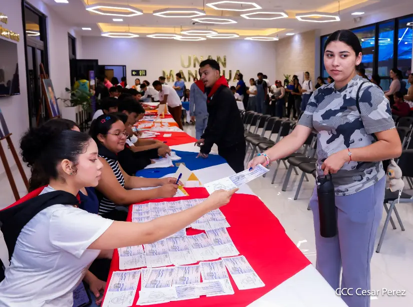 BECAS--(23)