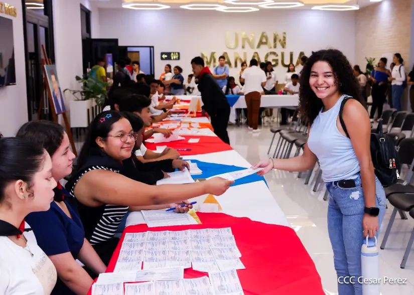 BECAS--(24)