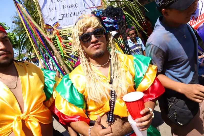 AGUIZOTES--(43)