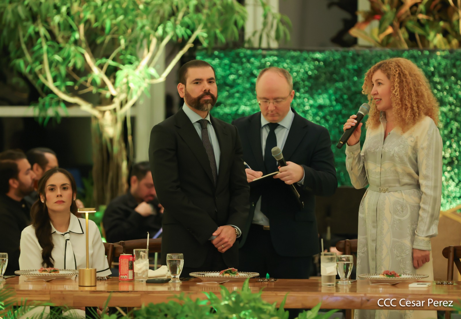CENA-(8)