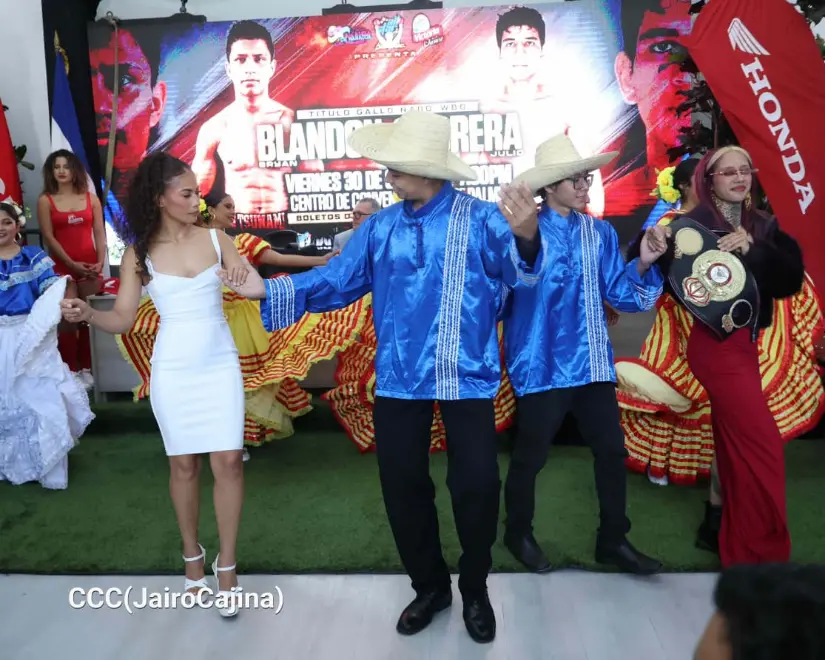 BOXEO--(6)