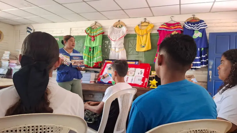 MIFAMILIA--(1)