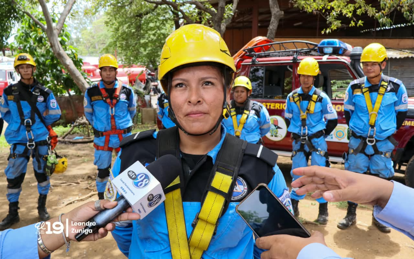 BOMBEROS-1