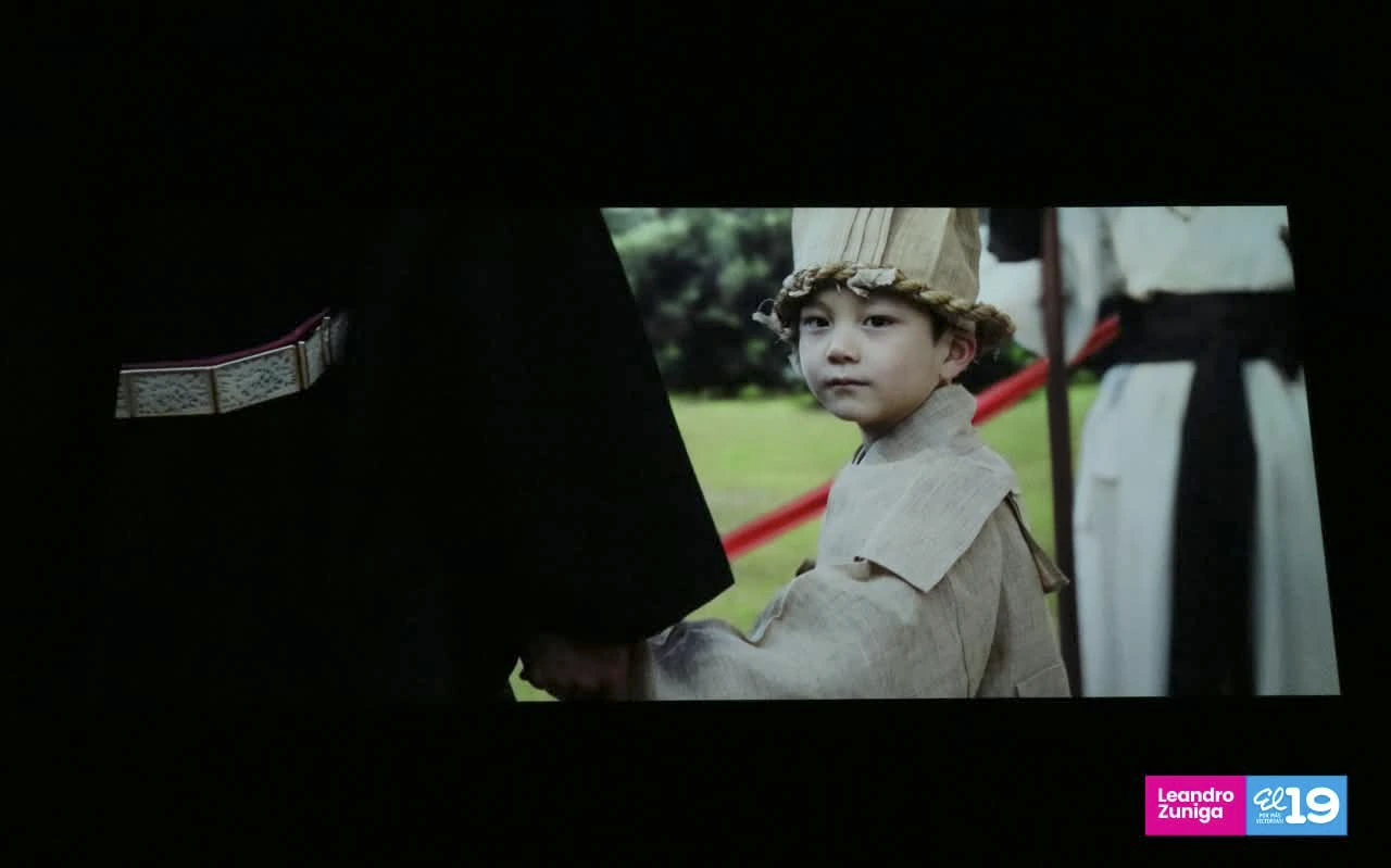 CINE-(4)