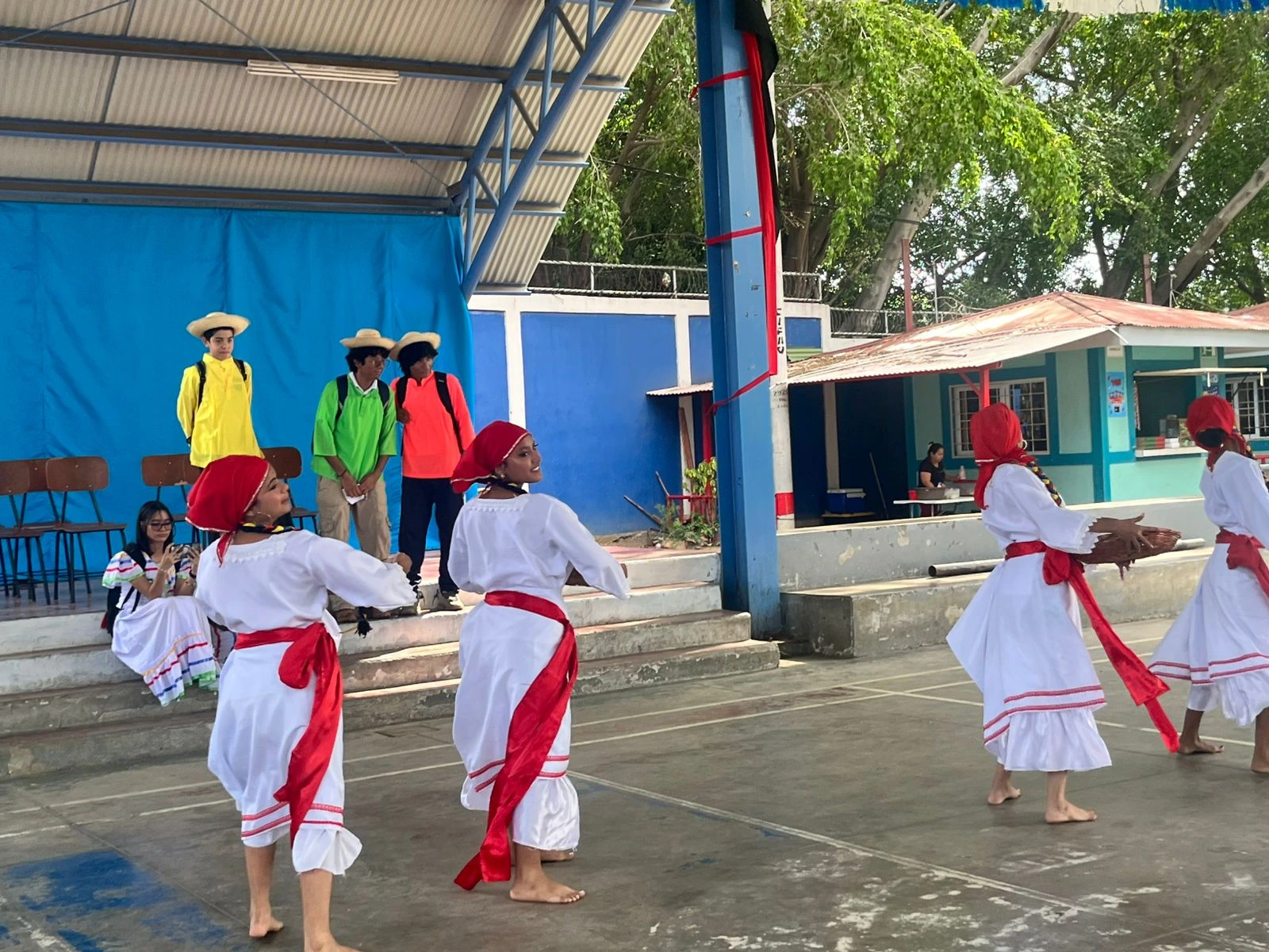 HUIPIL5