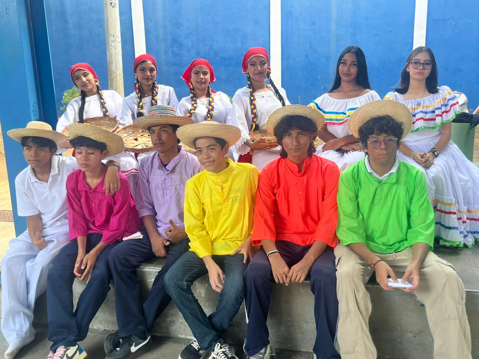 HUIPIL9