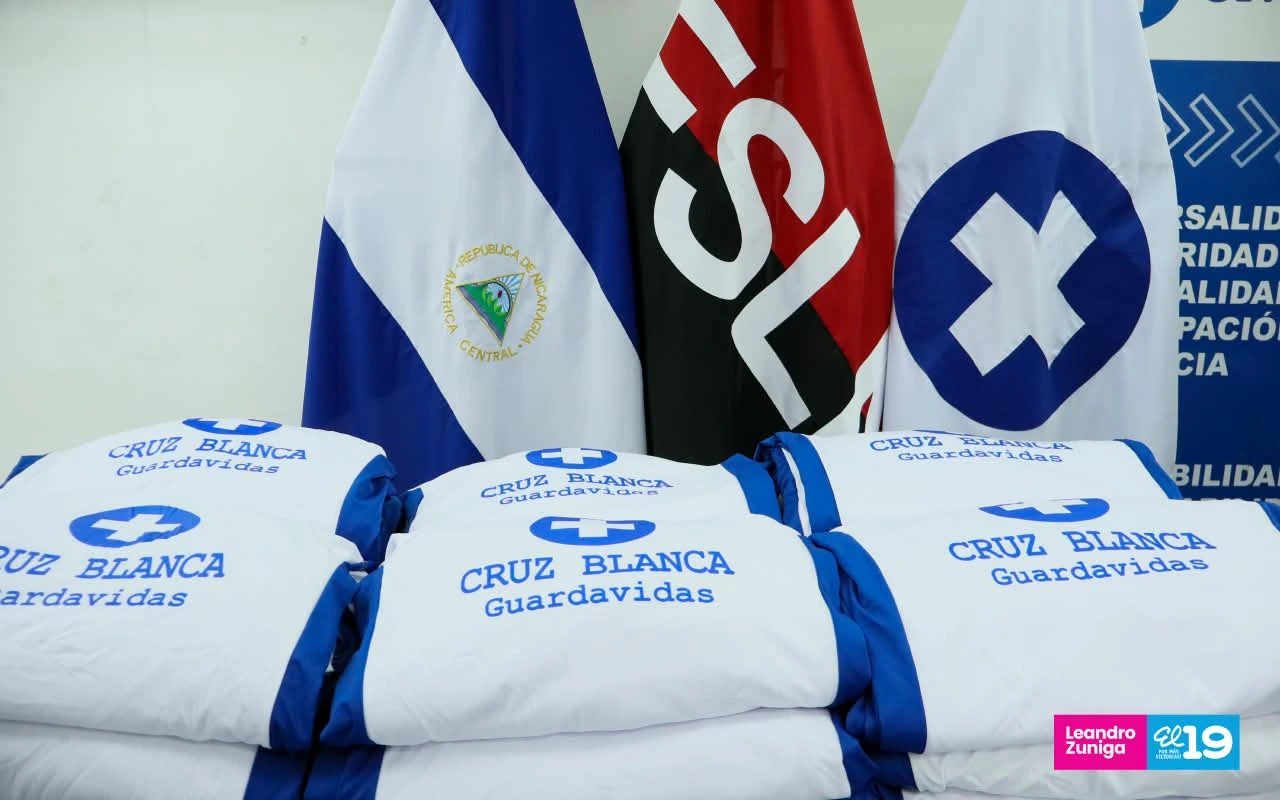 CRUZ-BLANCA18