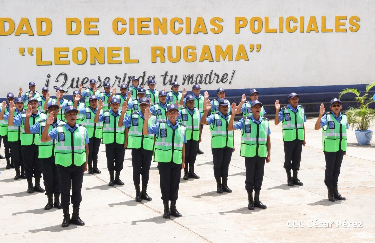 POLICIA7