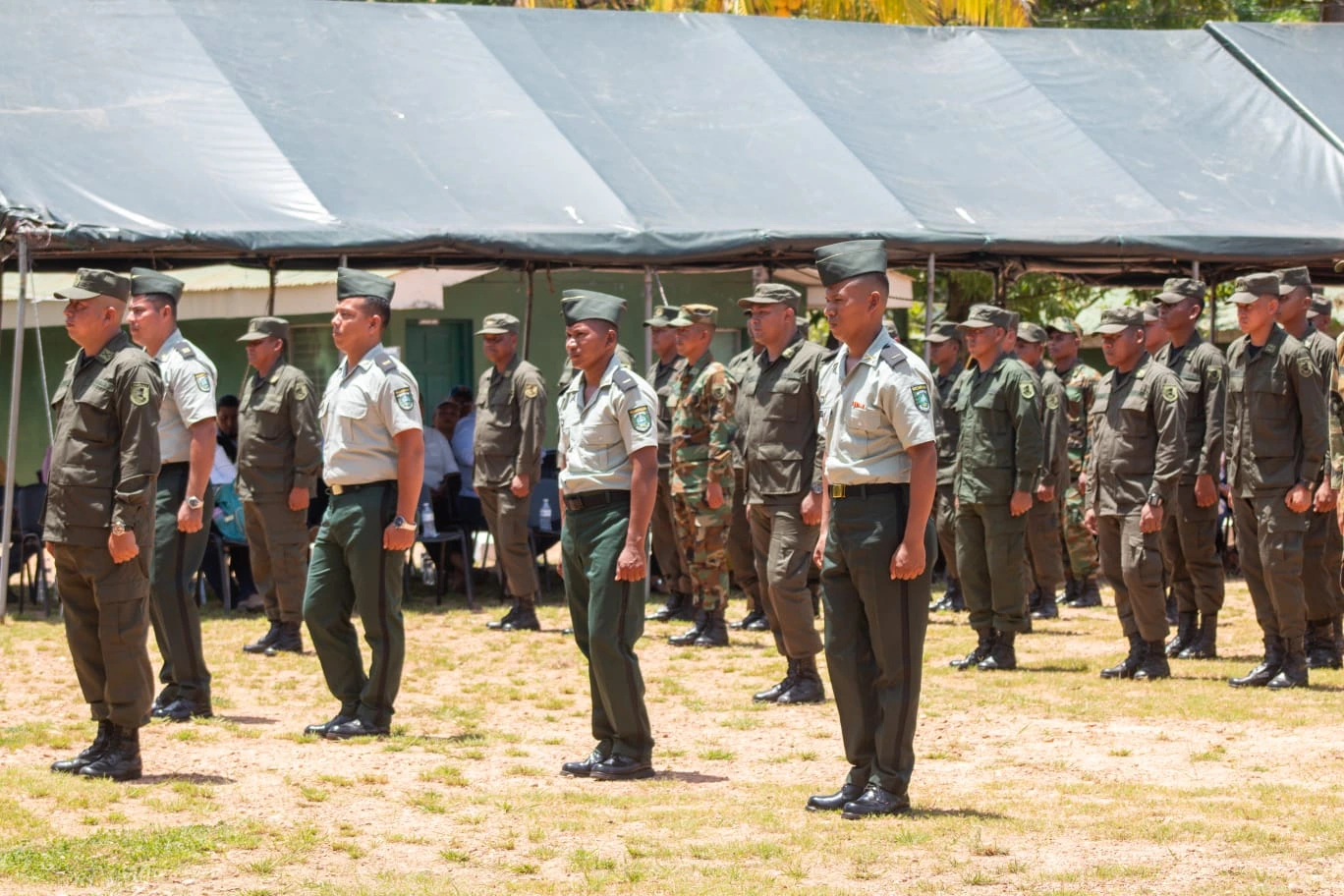 COMANDO-(11)