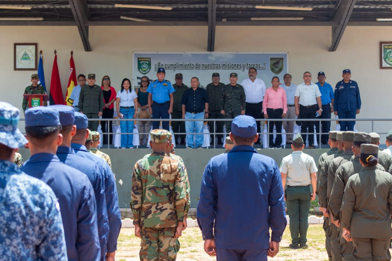 COMANDO-(14)