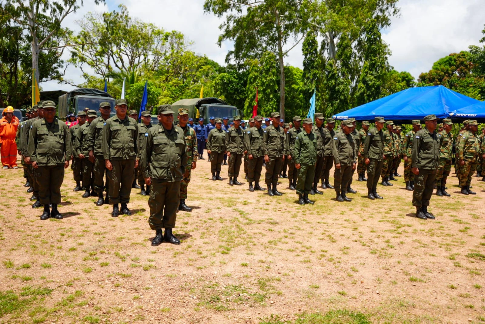 COMANDO-(5)