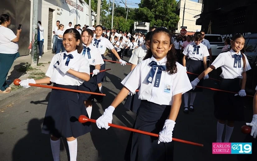DESFILE-(8)