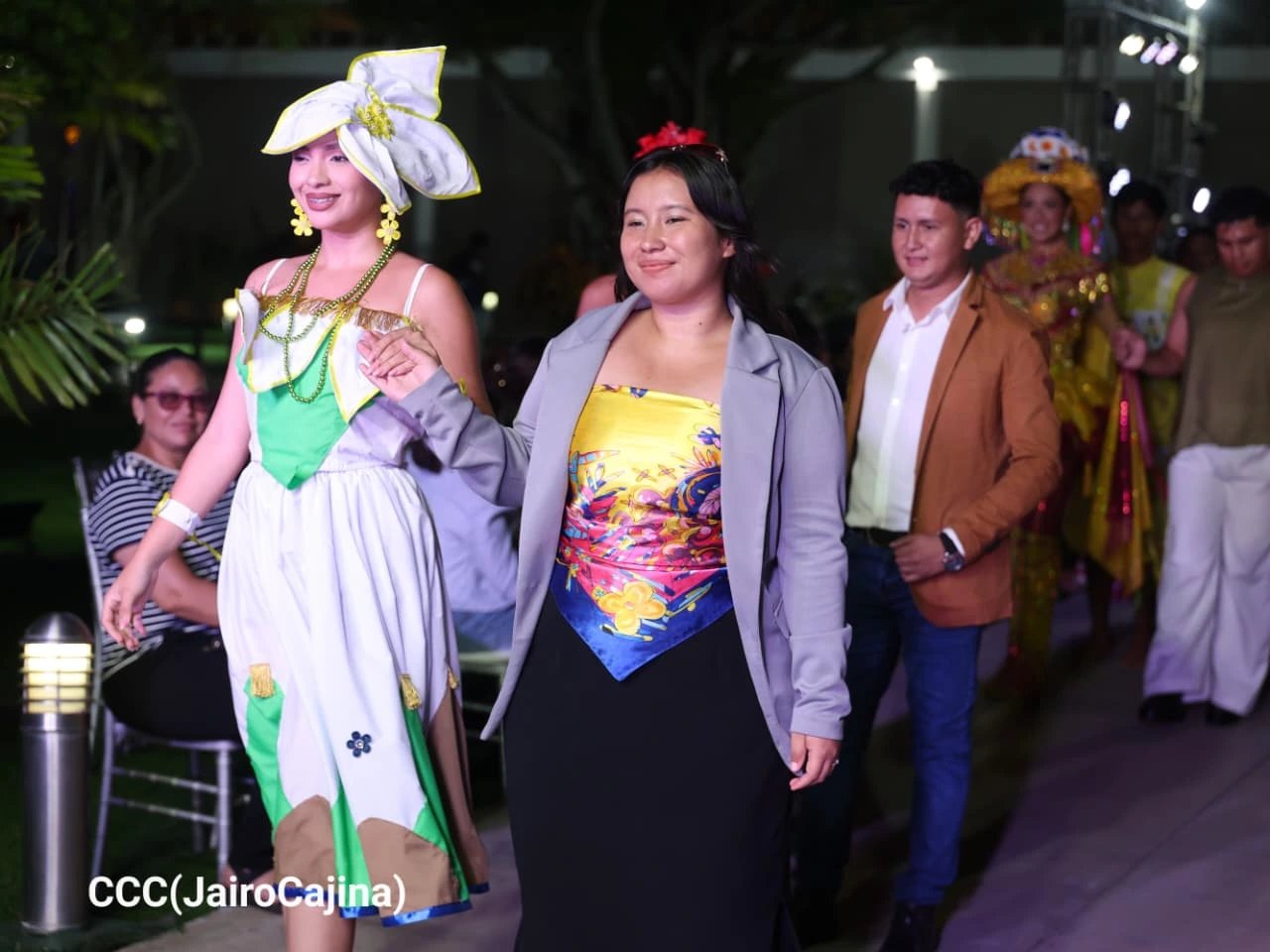 HUIPIL-(43)