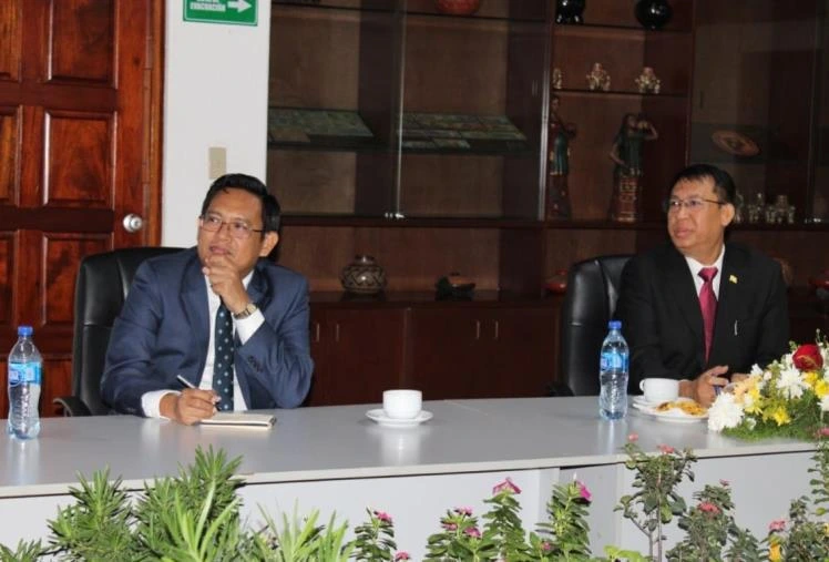 MYANMAR-(3)