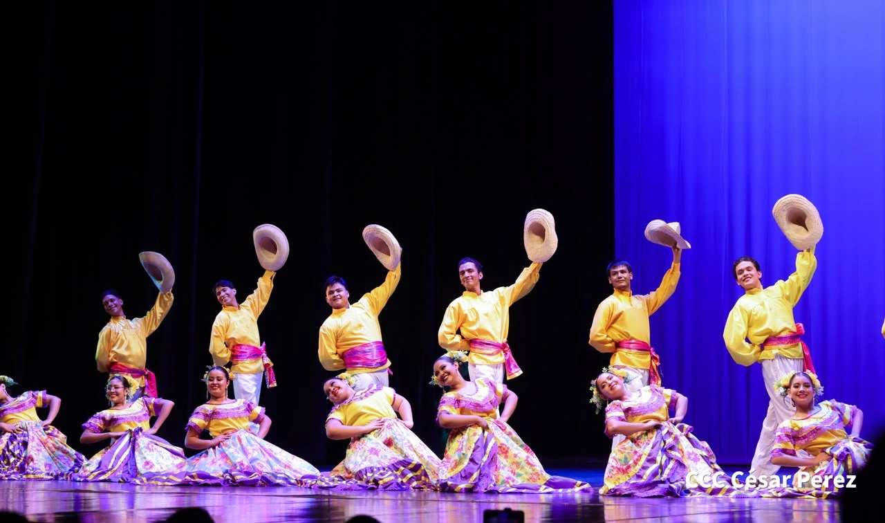 BALLET-(1)
