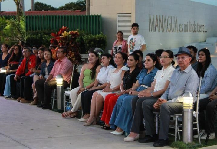 HUIPILES6