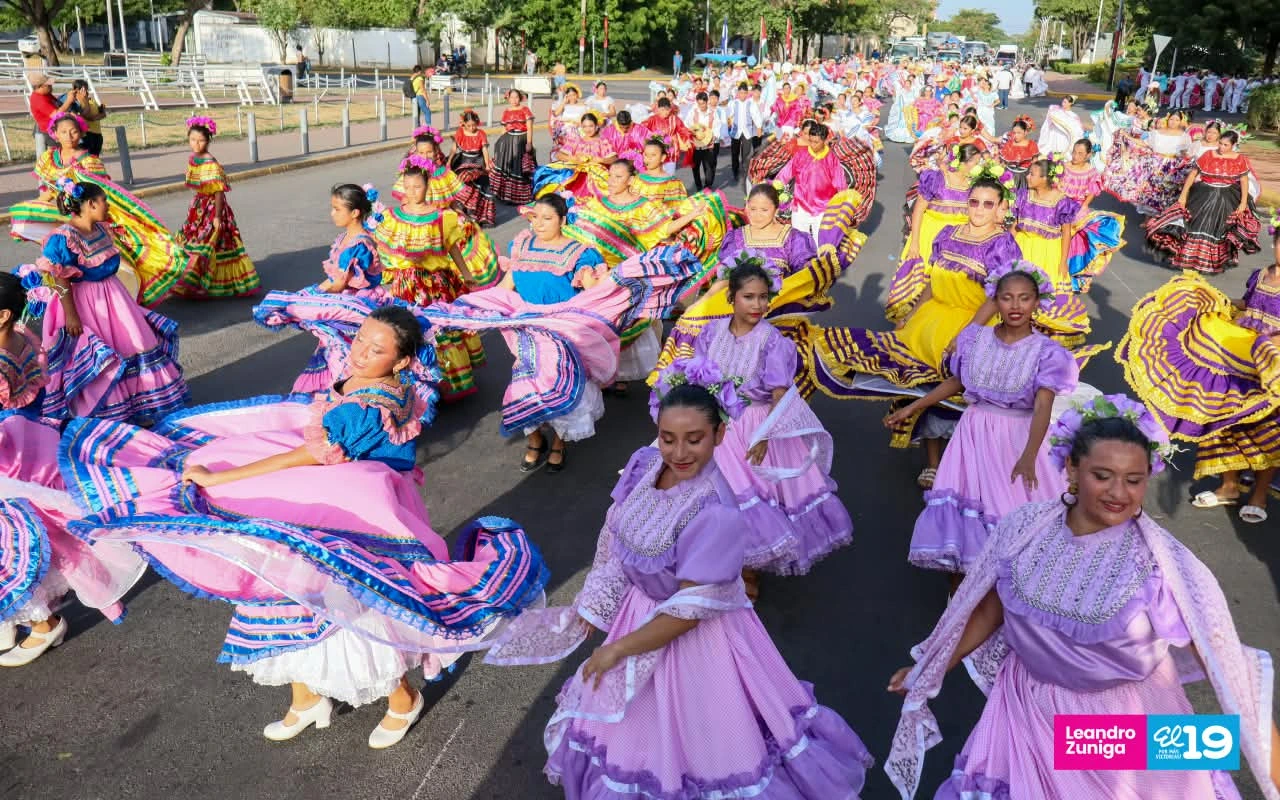 HUIPIL44