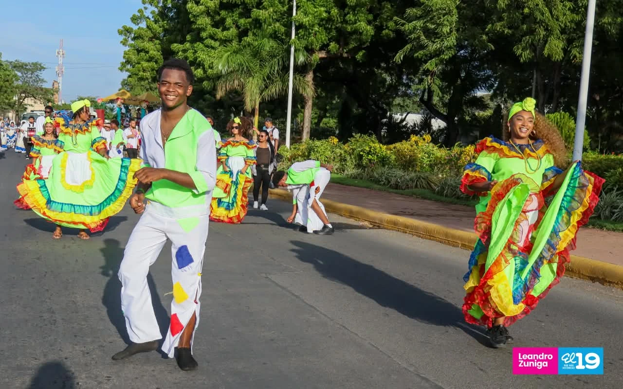 HUIPIL55