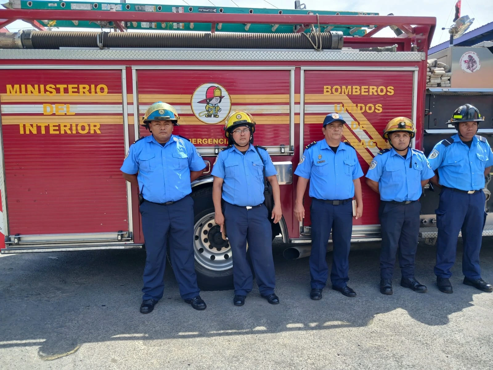 BOMBEROS16