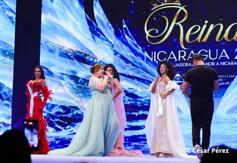 Reinas--(26)