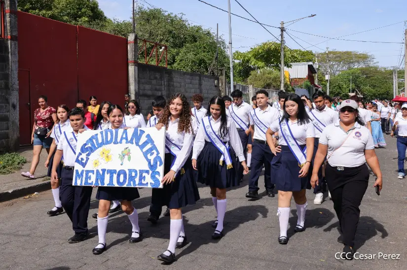 Desfile-Escolar-13