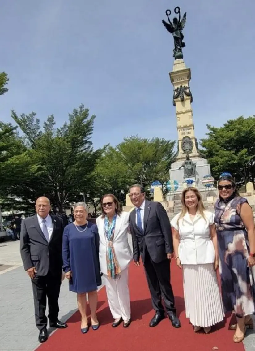 San-Salvador--(2)