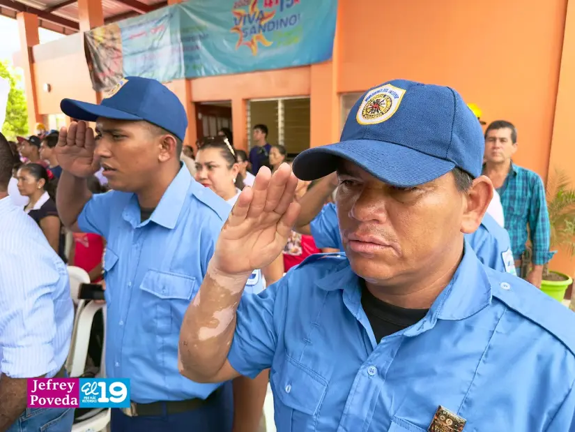 BOMBEROS-13