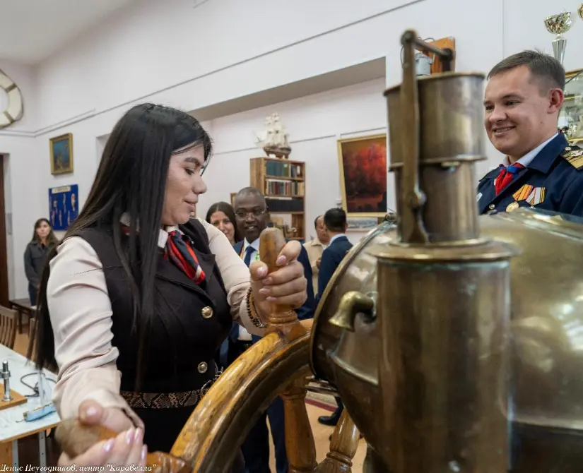 RUSIA--(12)