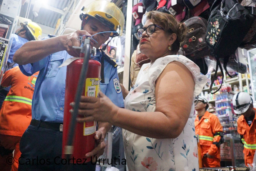 BOMBEROS10