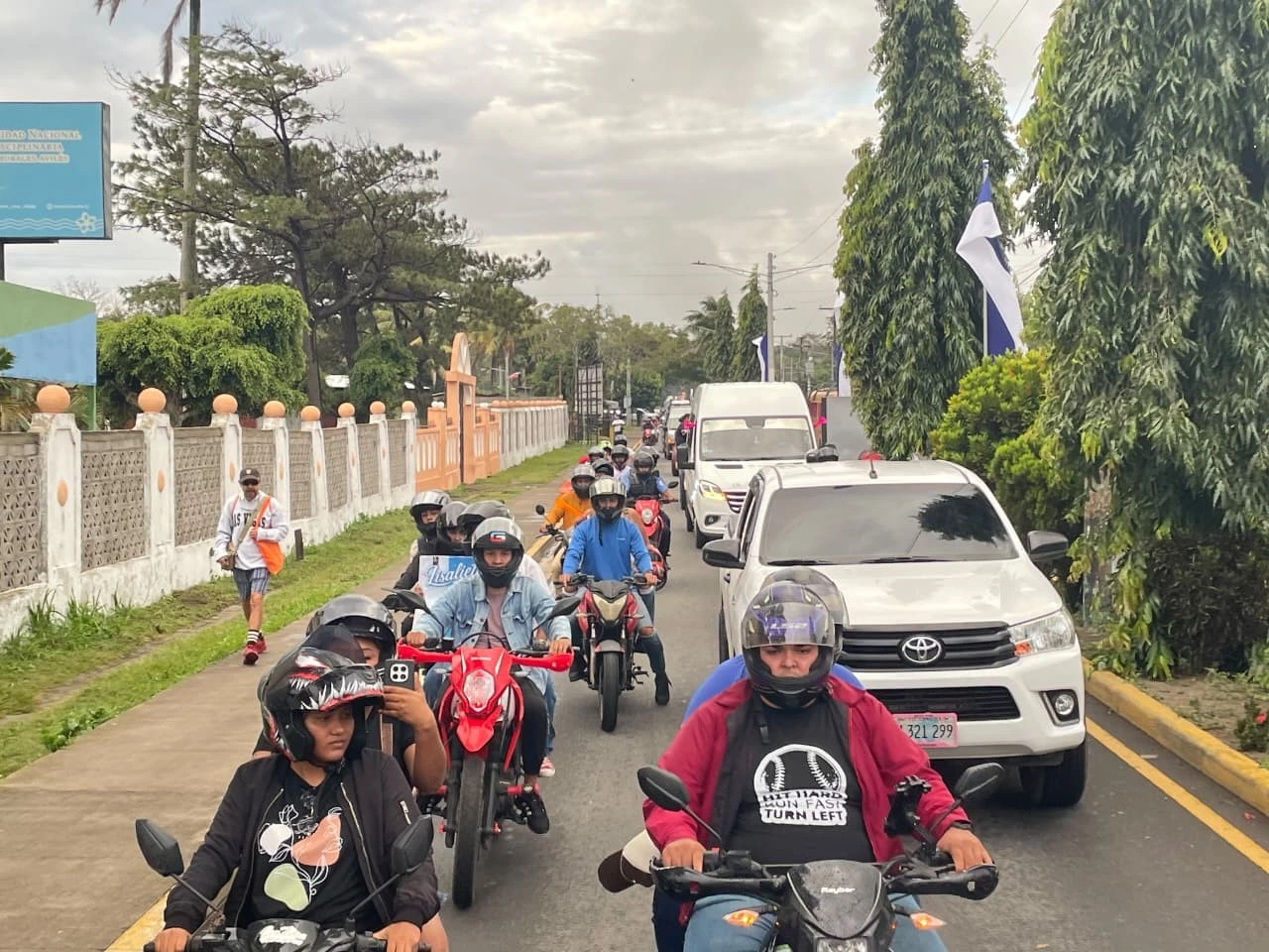 REINA-CARAZO2