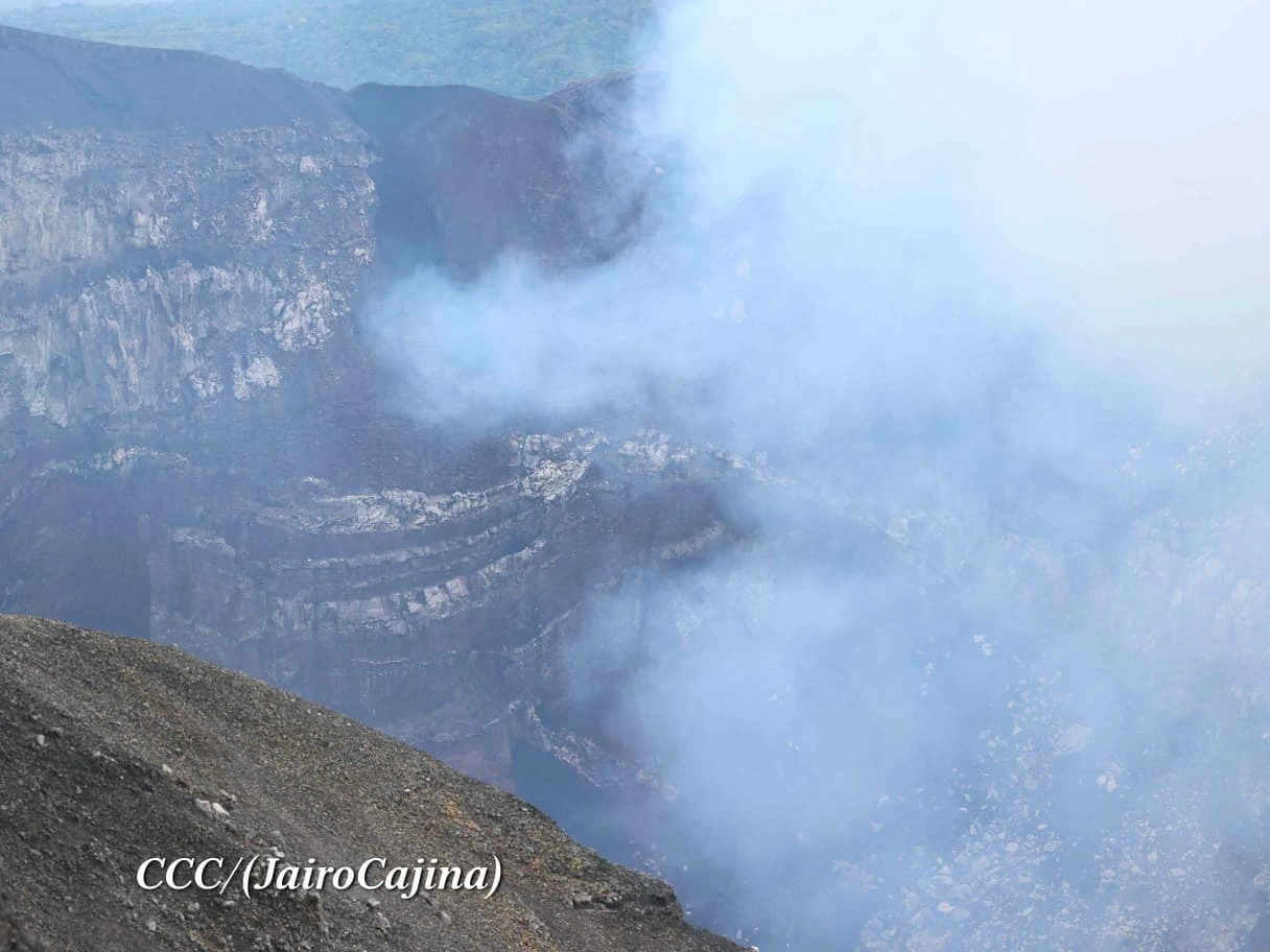 VOLCAN-(4)
